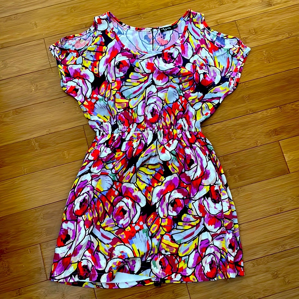 Ruby Rox Cold shoulder floral T-shirt dress